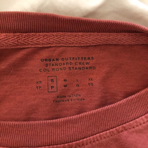 UO Long Sleeve Pocket Tee - Picture 3 of 3